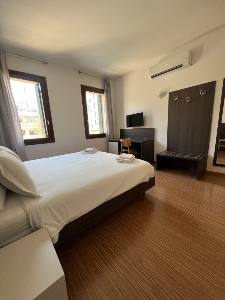 Rooms Hotel, Venezia, M9, Piazza Ferretto, Duomo